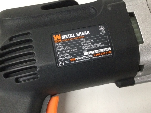 Variable Speed Swivel Head Electric Metal Shear appears new