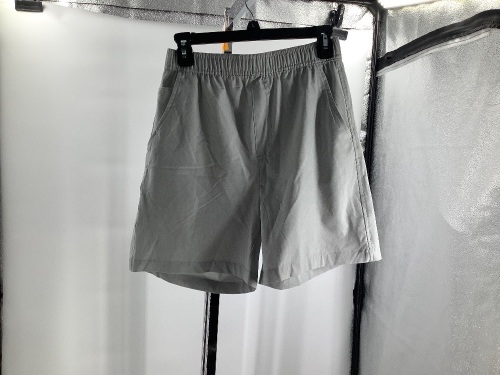 World Wide Sportsman Men's Shorts, Small, Appears New - Lot 131