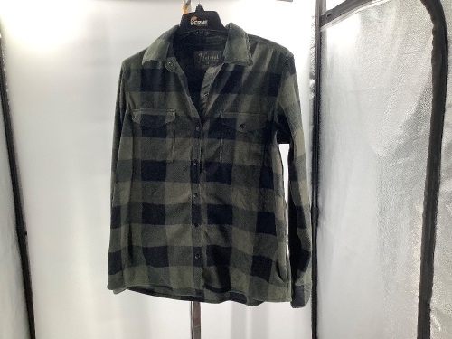 Natural Reflectionis Women's Flannel, Medium, Appears New - Lot 134