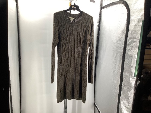 Bob Timberlake Women's Sweater, Large, Appears New - Lot 135