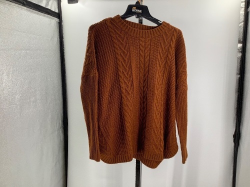 Natural Reflections Women's Sweater, Medium, Appears New - Lot 145