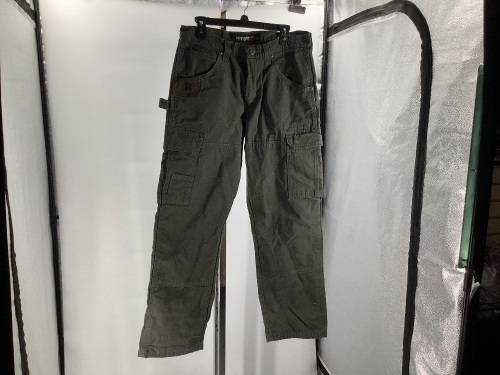 Wrangler Men's Pants, 32x30, Ecommerce Return/Dirty - Lot 159