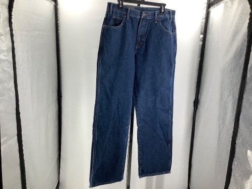 Dickies Men's Jeans 34x32, Appears New - Lot 162
