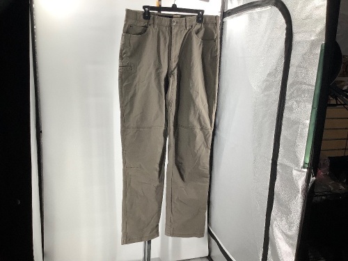 Red Head Men's Pants, 36x34, Appears New - Lot 164