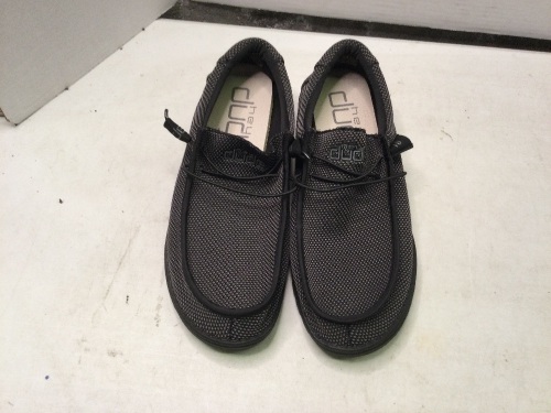 Hey Dude Men's Shoes, Size 11, Appears New, Size on Tag Missing - Lot 210