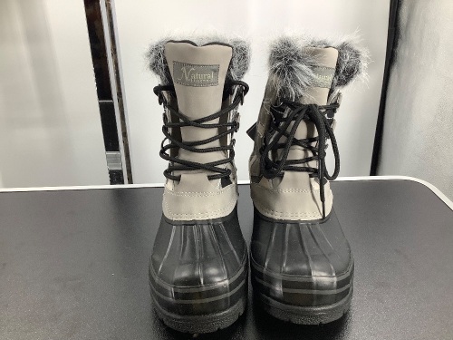Natural Reflections Women's Boots, 8, Appears New - Lot 359