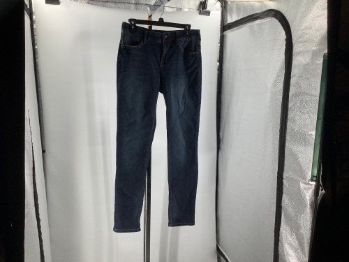 Natural Reflections Women's Pants, 10, Appears New - Lot 368
