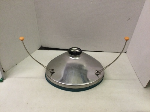 Camping Accessories, Ecommerce Return - Lot 437