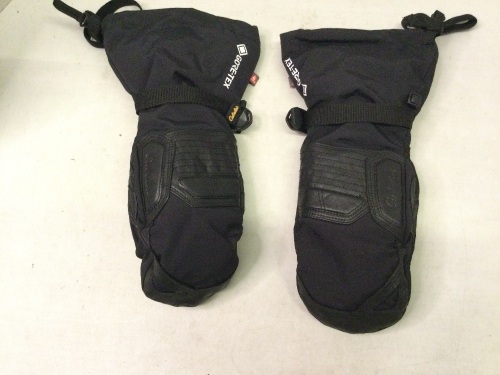 Mens' Insulated GoreTex Mittens, Ecommerce Return - Lot 490