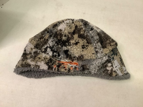 Sikta, Mens Beanie L/XL, Appears New - Lot 623