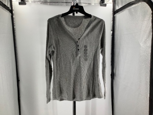 Natural Reflections, Womens Long Sleeve, Medium, Appears New  - Lot 512