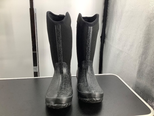 Perfect storm, Mens Boots, Size 10, Appears New  - Lot 516