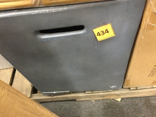 Metal Table - Lot 434
