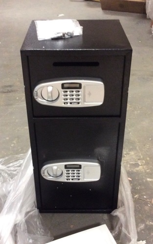 VEVOR Large Double Door Steel Security Safe Box with Digital Lock - Appears New  - Lot 94