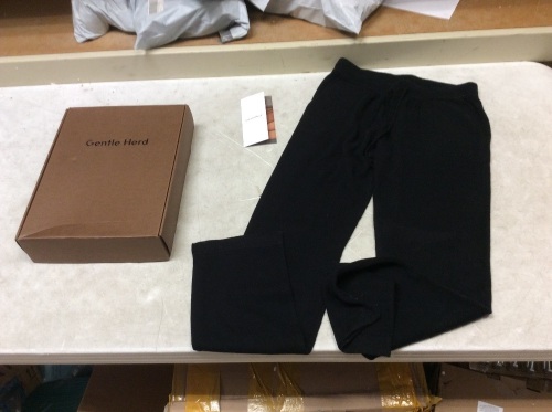 Gentle Herd 100% Cashmere Pants, Size M - Appear New  - Lot 307
