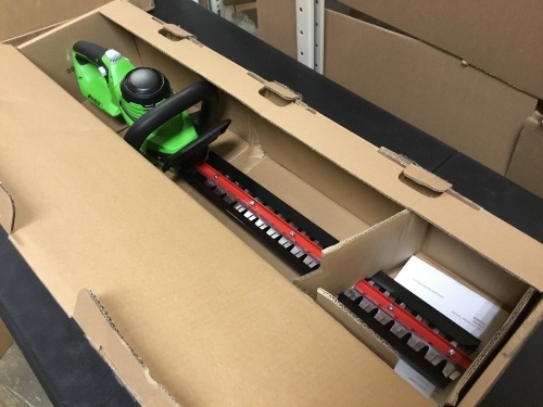Greenworks 24V Cordless 22" Hedge Trimmer (Tool Only) - Appears New  - Lot 381