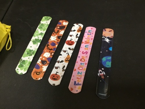 Large Lot of Snap Bracelets, Various Styles - Appear New - Lot 553