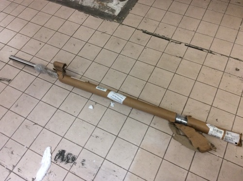 7' Olympic Weight Bar - Appears New  - Lot 580