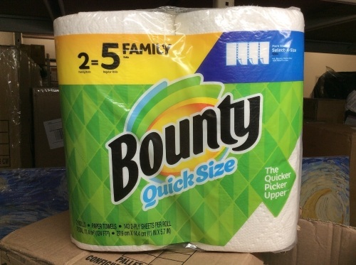 Bounty Quick Size Paper Towels, 12 Family Rolls - Appears New  - Lot 784