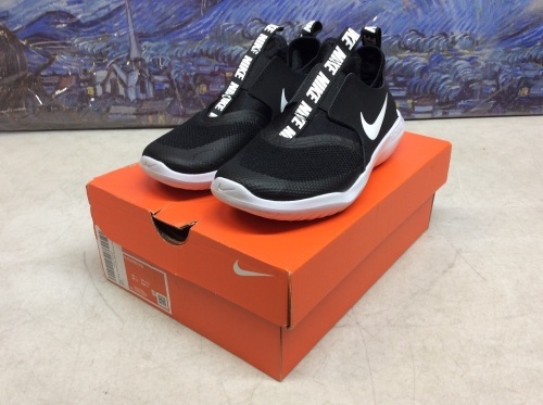 Nike Kids' Preschool Flex Runner Running Shoes, Size 1.5Y - Appear New  - Lot 862