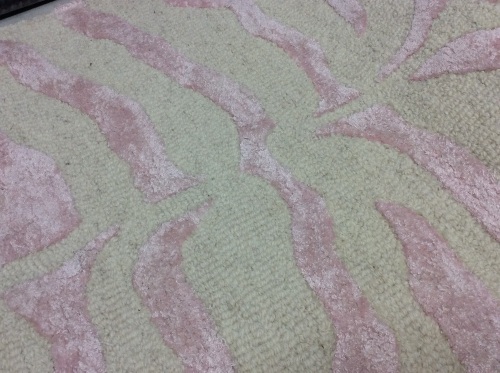nuLOOM Zebra Hand Tufted Plush Wool Rug, 2' x 6', Pink - Appears New  - Lot 1114