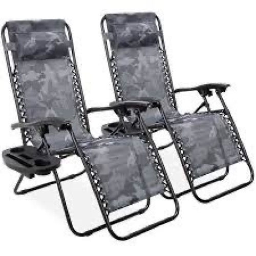 Lawn Gravity Chairs - Dark Camo - Lot 586