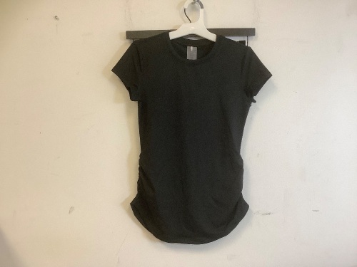 Carrie Underwood Top, Size XS, Appears New - Lot 519