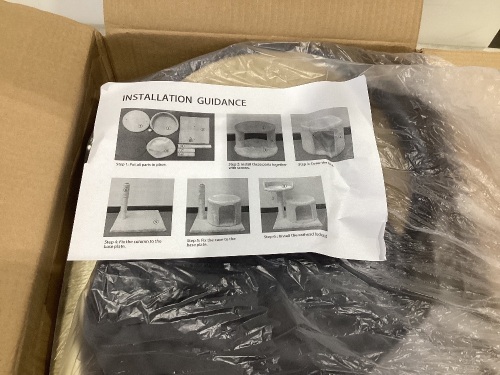 Cat Tower Set. - Lot 254