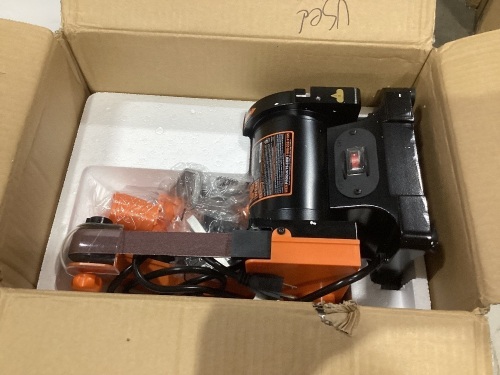 WEN 6515T 1 in. x 30 in. Belt Sander with 5 in. Sanding Disc, Used - Lot 462