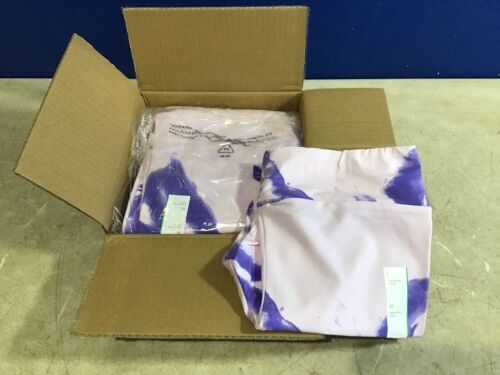 Case of (6) Women's High-Rise Bike Shorts, M - Lot 915