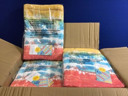 Case of Tie Dye Striped Printed Beach Towels - Lot 993