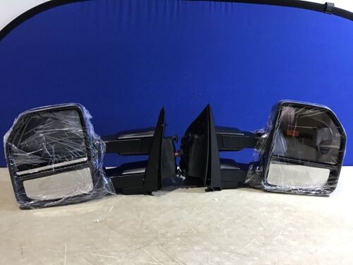 Set of Towing Mirrors - Lot 1172