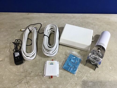 Cell Phone Signal Booster Antenna  - Lot 1196