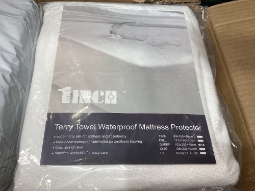 Lot of (10) 1Inch Terry Towel Waterproof Mattress Protector King Size  - Lot 639
