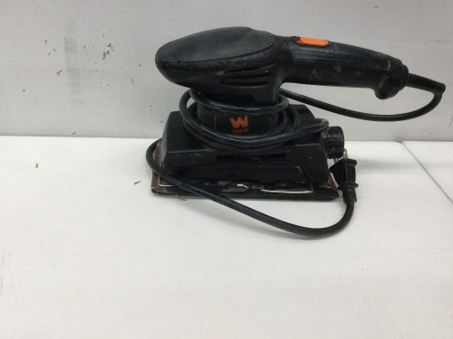 Electric 1/3 Sheet Sander Item,E-Commerce Return - Lot 70