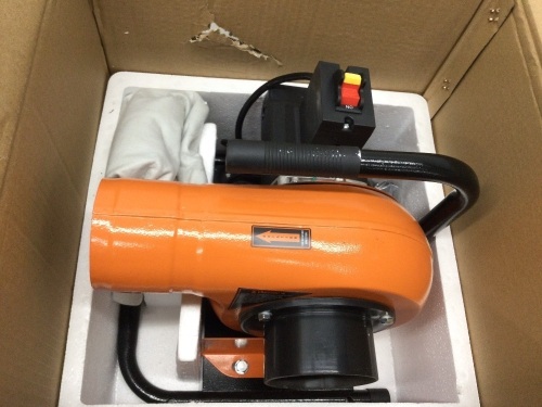  7.4-Amp Rolling Dust Collector with Induction Motor, 15-Gallon Bag and Optional Wall Mount,Appears New - Lot 333