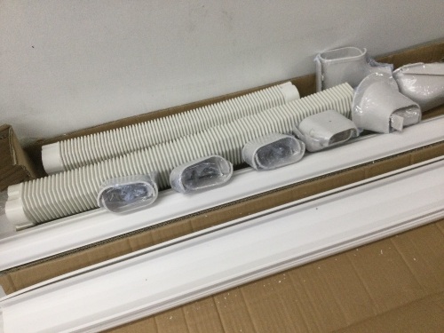 TAKTOPEAK AIR CONDITIONER AND HEAT PUMP DUCT,New - Lot 407