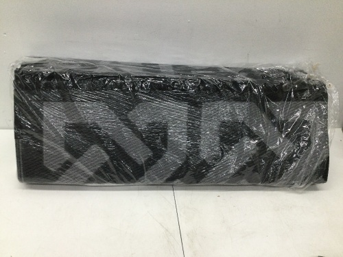 Home Outdoor rUG wATERPROOF 4X6FT,appears New - Lot 468