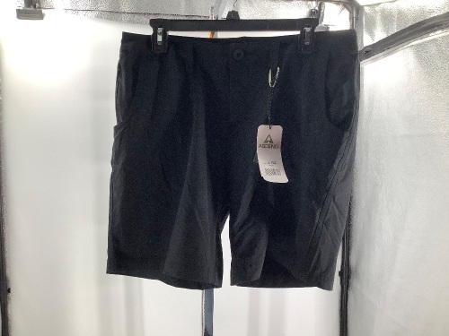 Ascend Ladies Shorts, 12, Appears New - Lot 167