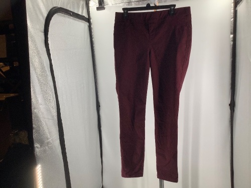 Natural Reflections Women's Pants, Large, Appears New - Lot 171