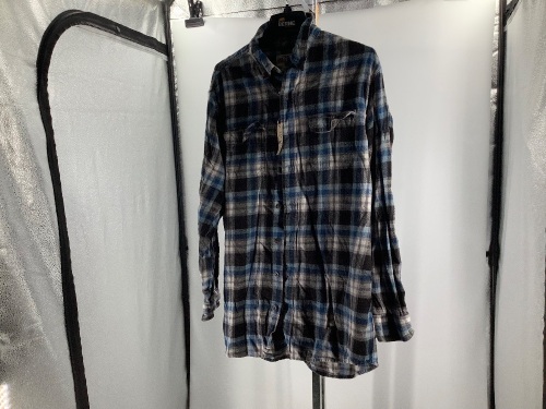 Red Head Men's Flannel, LT, Appears New - Lot 175