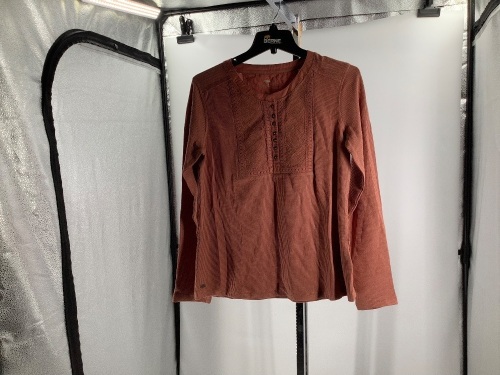 Bob Timberlake Women's Shirt, Medium, Appears New - Lot 177