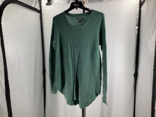 Natural Reflections Women's Shirt, Medium, Appears New - Lot 178