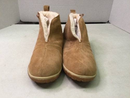 Minnetonka Women's Slippers, 7, Appears New - Lot 285