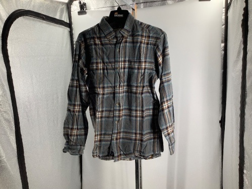 Red Head Men's Flannel, Medium, Appears New - Lot 319