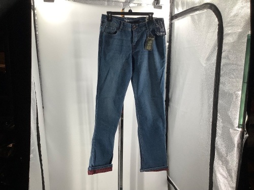 Natural Reflections Women's Jeans, 8, Appears New - Lot 327