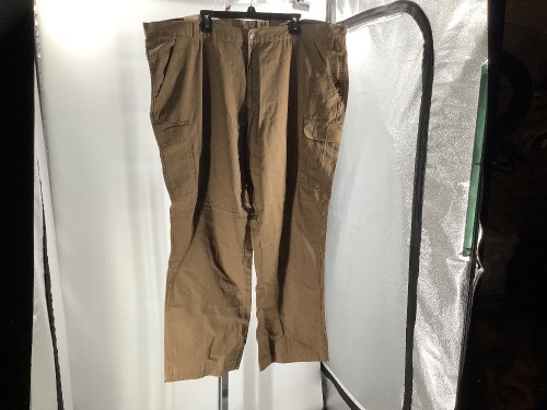 Red Head Men's Pants, 48x32, Appears New - Lot 356