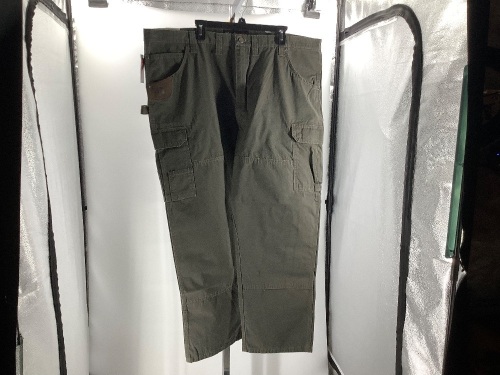 Wrangler, Men Pant, 46x30, Appears New - Lot 370