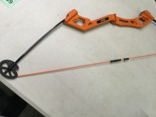 Bear Youth Bow, Ecommerce Return - Lot 429