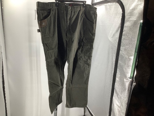Wrangler Riggs Work Wear, 46x30, Appears New - Lot 375